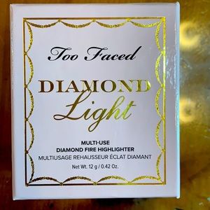 Too Faced Diamond Light Diamond Fire Highlighter